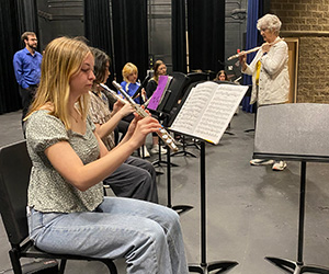 Flute workshop at Chippewa High School, Wayne County